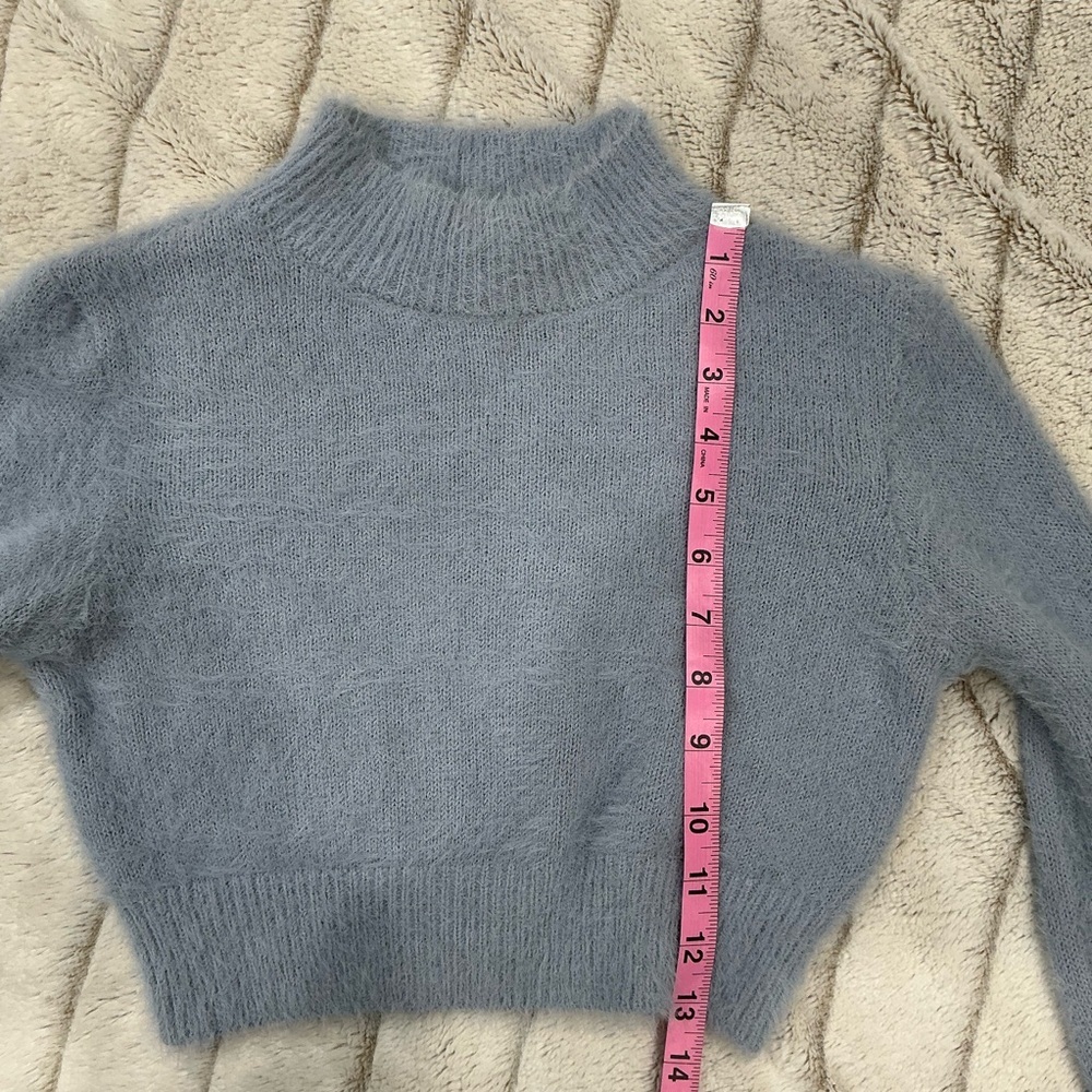 Sky & Sparrow Cozy Mock Neck Crop Top - Picture 10 of 12